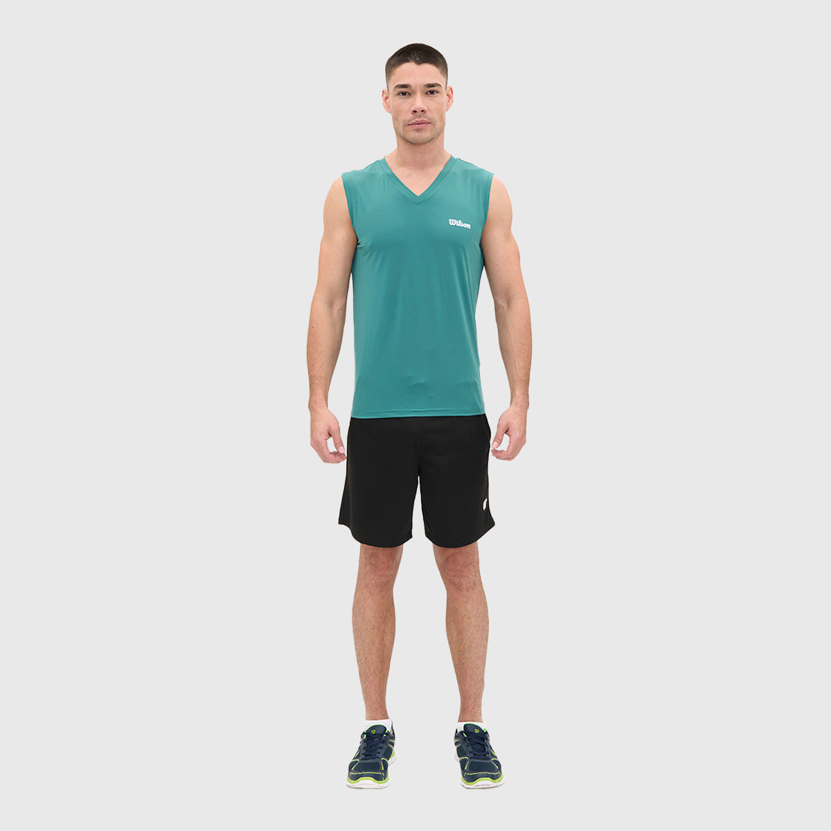Camiseta Wilson Ultra Ligera Logo Cuello V Hombre - Sports Center