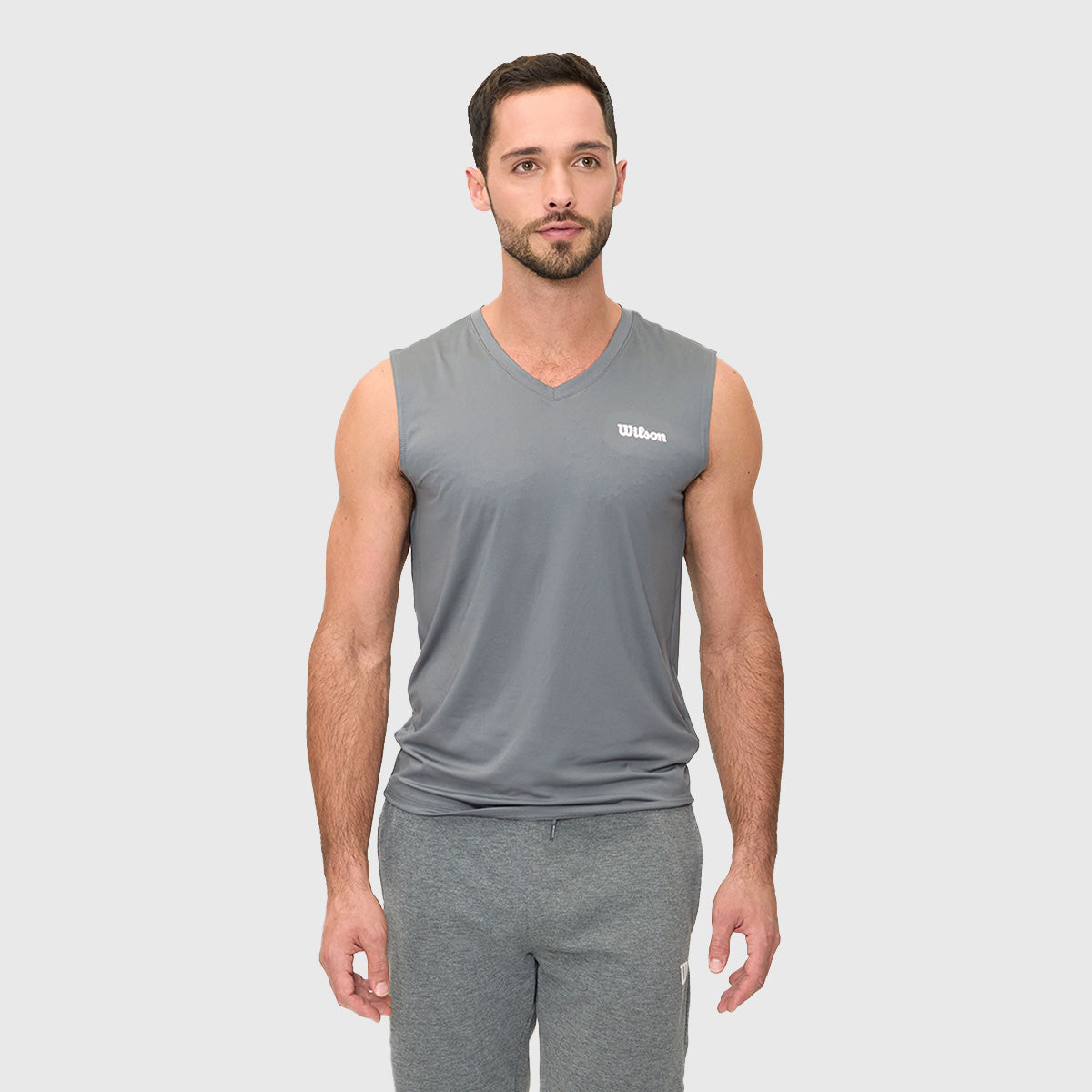 Camiseta Wilson Ultra Ligera Logo Cuello V Hombre - Sports Center