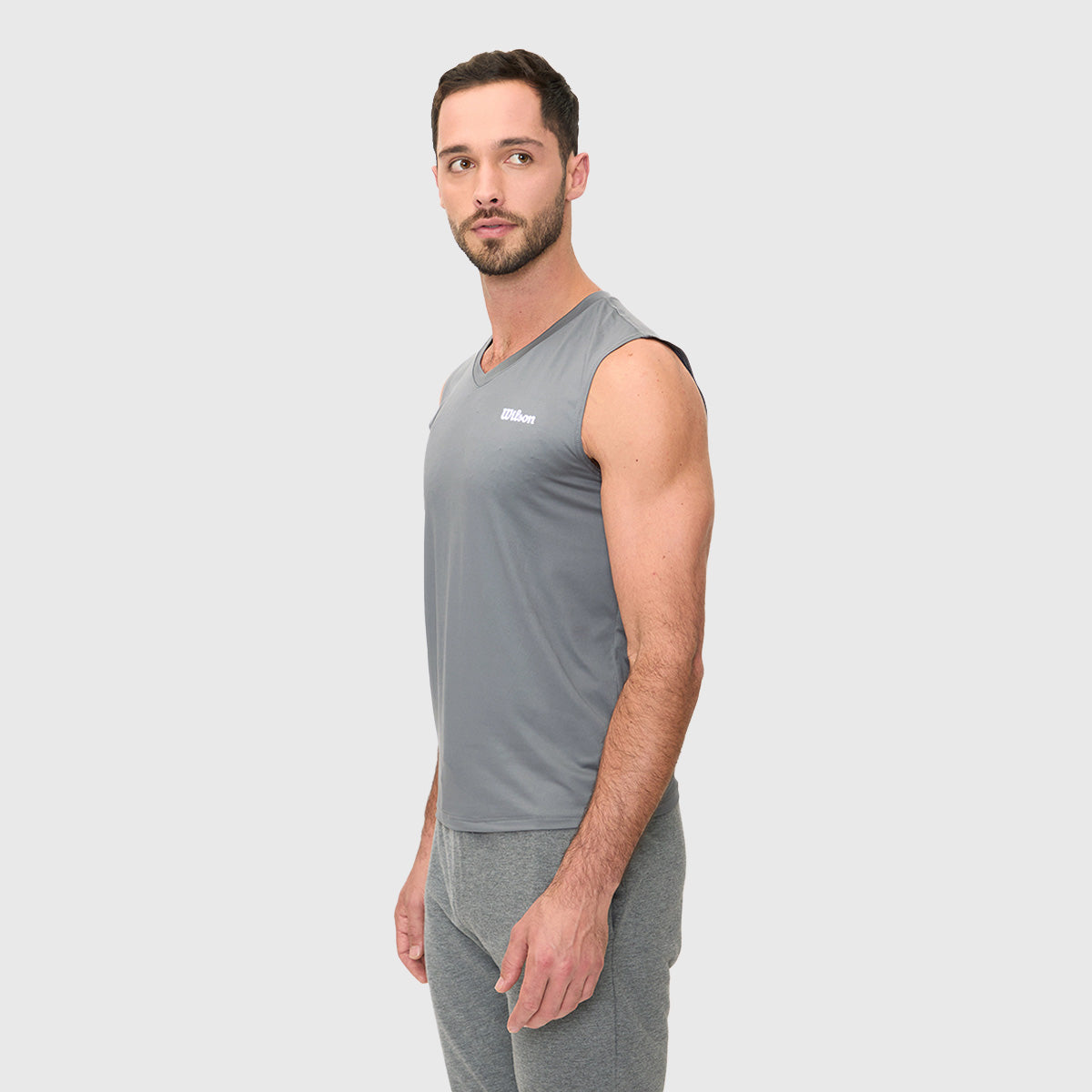Camiseta Wilson Ultra Ligera Logo Cuello V Hombre - Sports Center