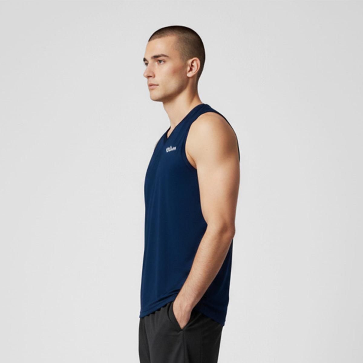 Playera Wilson Ultra Ligera Sin Manga Cuello en V para Hombre - Sports Center