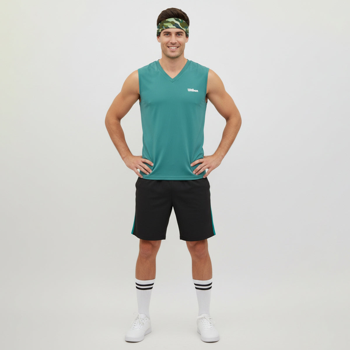 Playera Wilson Ultra Ligera Sin Manga Cuello en V para Hombre - Sports Center