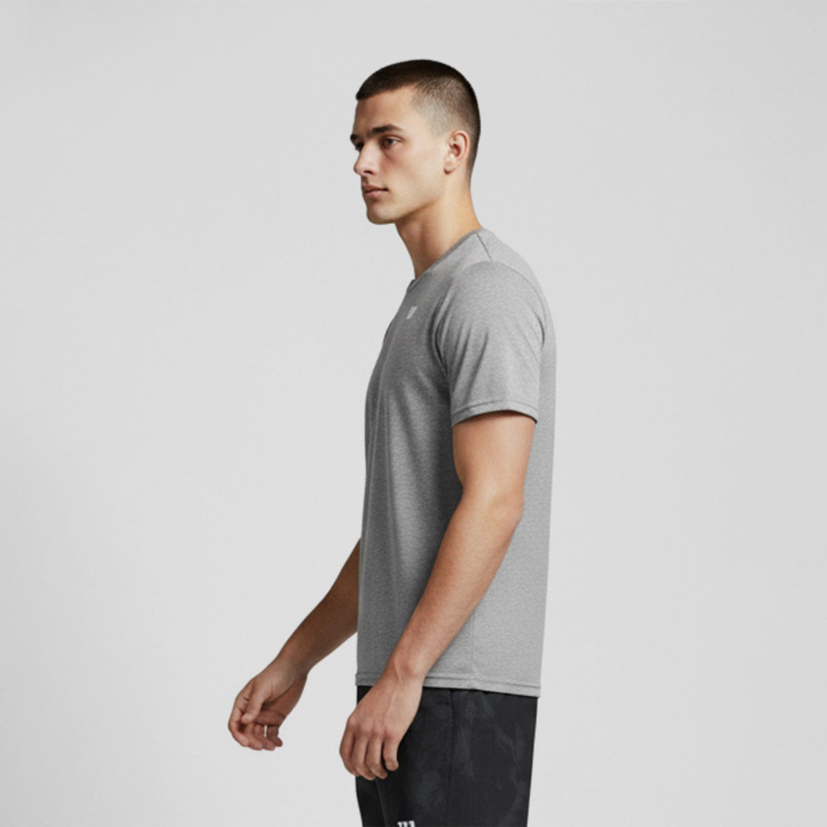 Playera Wilson Polyspun Cuello Redondo Lisa para Hombre