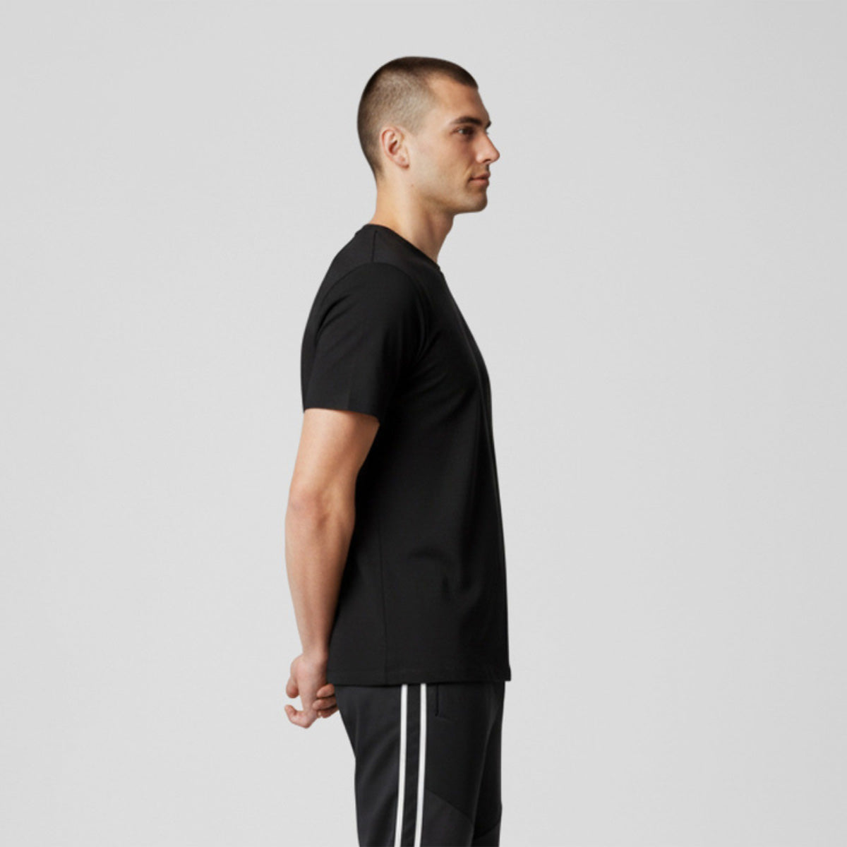 Playera Wilson Polyspun Cuello Redondo Lisa para Hombre